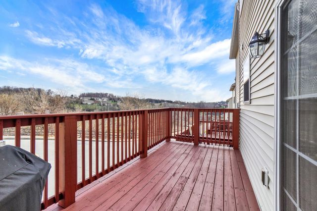 2764 SEABISCUIT ST, York, PA 17402
