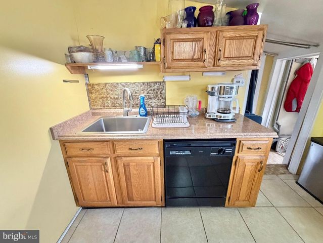 66 HANOVER ST, Pemberton, NJ 08068
