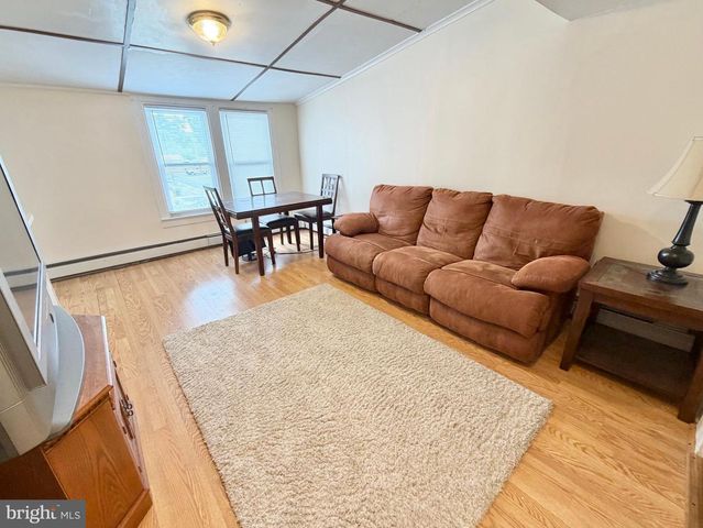 66 HANOVER ST, Pemberton, NJ 08068