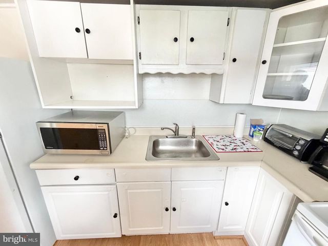 66 HANOVER ST, Pemberton, NJ 08068