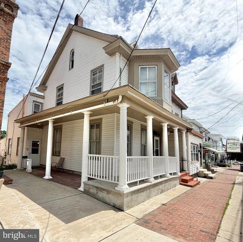 66 HANOVER ST, Pemberton, NJ 08068