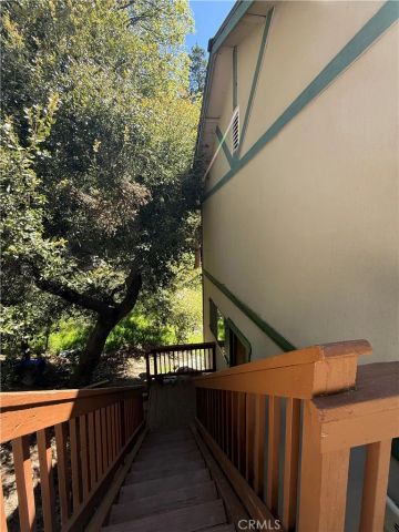 333 La Casita Dr, Twin Peaks, CA 92391