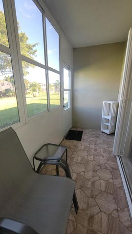 148 Cambridge G, West Palm Beach, FL 33417