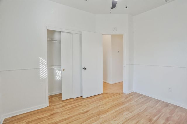 8573 Meandering Way, Antelope, CA 95843