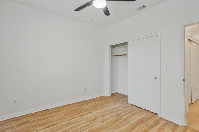 8573 Meandering Way, Antelope, CA 95843