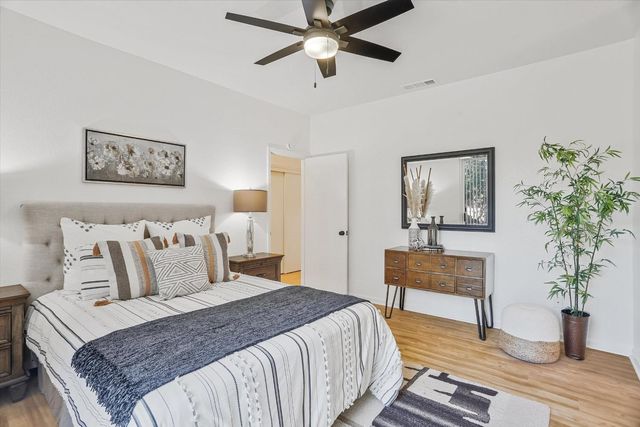 8573 Meandering Way, Antelope, CA 95843