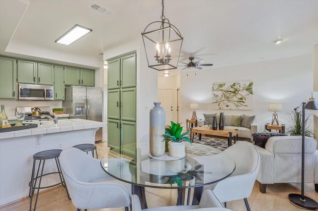 8573 Meandering Way, Antelope, CA 95843