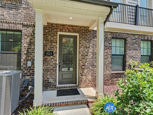 2523 Deacon Avenue, Charlotte, NC 28204
