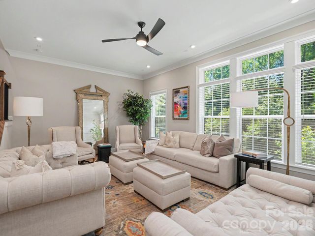 2523 Deacon Avenue, Charlotte, NC 28204