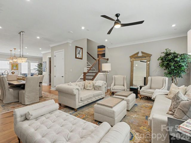 2523 Deacon Avenue, Charlotte, NC 28204