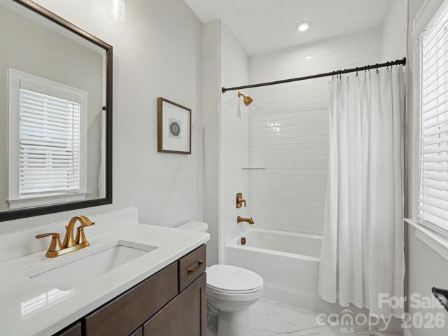 2523 Deacon Avenue, Charlotte, NC 28204
