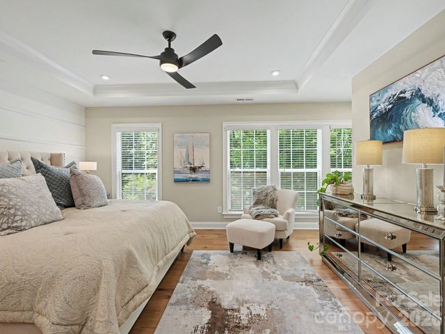 2523 Deacon Avenue, Charlotte, NC 28204