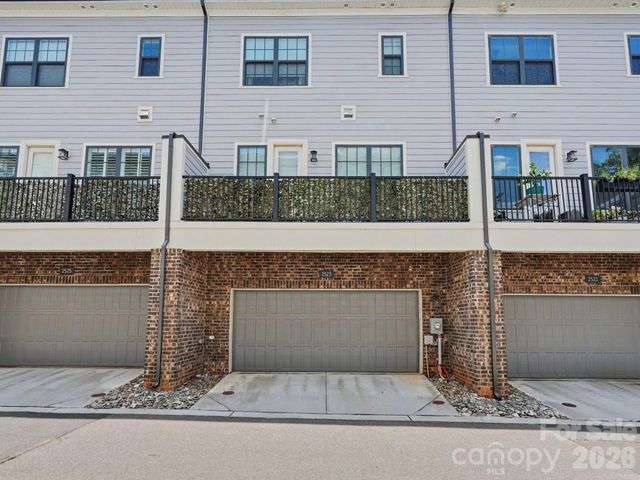 2523 Deacon Avenue, Charlotte, NC 28204