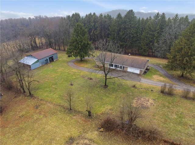 353 Thompson Hill Road, Independence, PA 15001