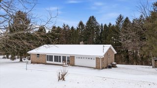 353 Thompson Hill Road, Independence, PA 15001