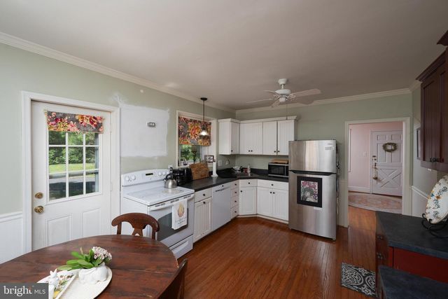 1600 HUNTINGDON RD, Abington, PA 19001