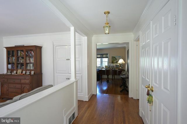 1600 HUNTINGDON RD, Abington, PA 19001