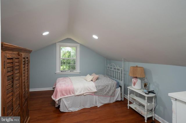 1600 HUNTINGDON RD, Abington, PA 19001