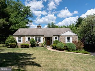1600 HUNTINGDON RD, Abington, PA 19001