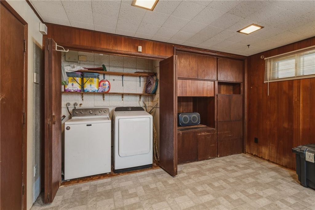 Image 11 of property listing at 525 E. Williams. ST, Yermo, CA 92398