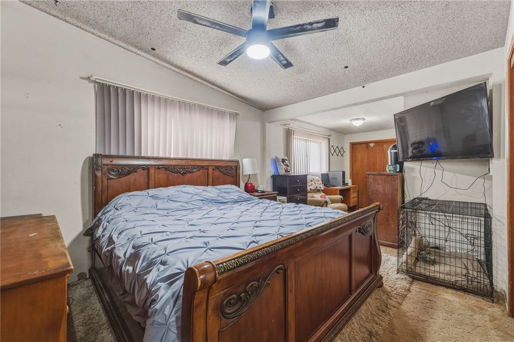 Image 12 of property listing at 525 E. Williams. ST, Yermo, CA 92398
