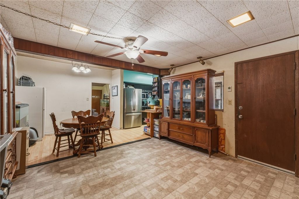 Image 9 of property listing at 525 E. Williams. ST, Yermo, CA 92398