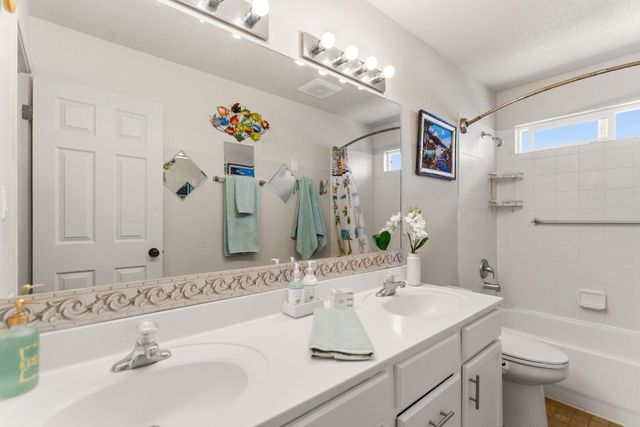 3908 Oasis Springs Road NE, Rio Rancho, NM 87144