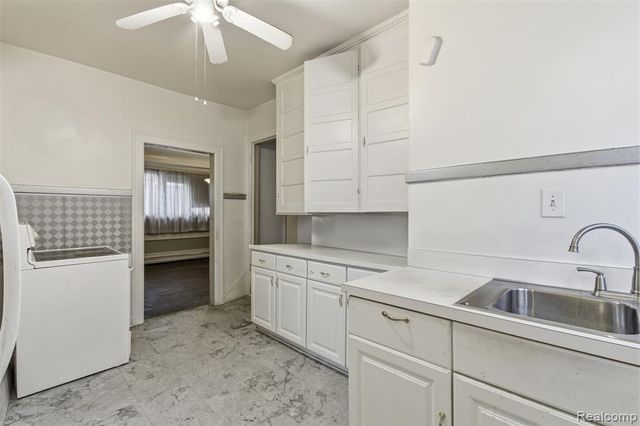 2057 Atkinson Street, Detroit, MI 48206