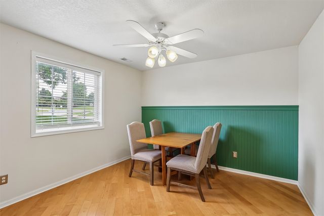 10141 Sutton Drive 1, Urbandale, IA 50322