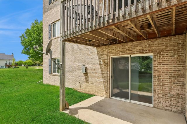 10141 Sutton Drive 1, Urbandale, IA 50322