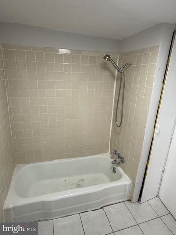 338 CEDAR ST, Reading, PA 19601