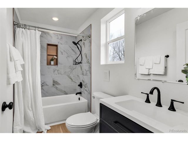 312 Fremont St, Penrose, CO 81240