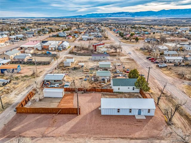 312 Fremont St, Penrose, CO 81240