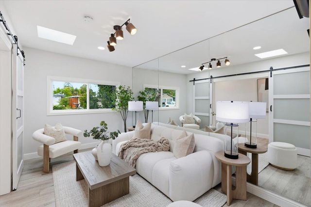 566 Maple Avenue, Sunnyvale, CA 94085