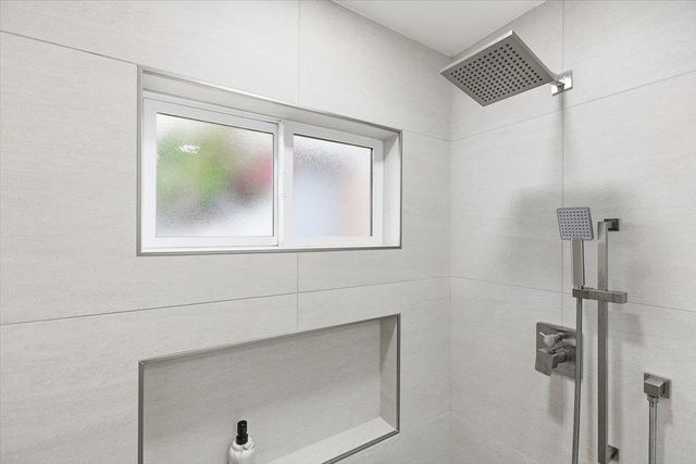 566 Maple Avenue, Sunnyvale, CA 94085