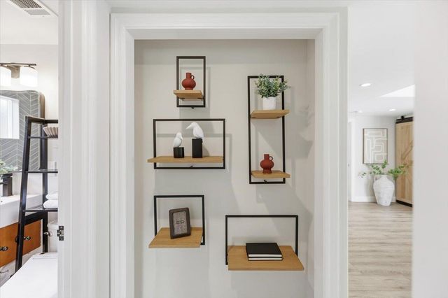 566 Maple Avenue, Sunnyvale, CA 94085