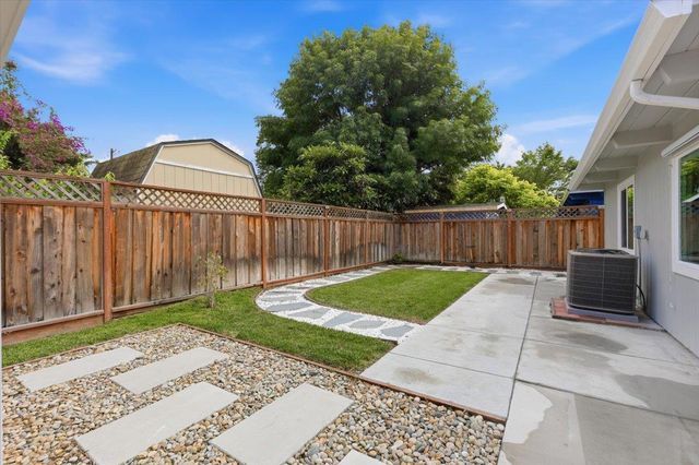 566 Maple Avenue, Sunnyvale, CA 94085