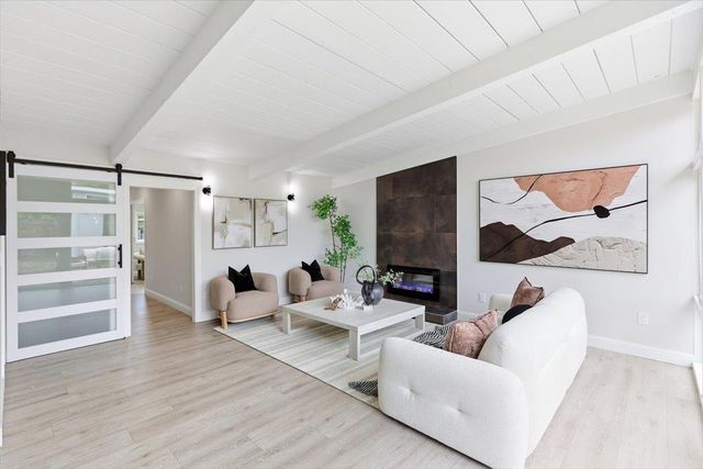 566 Maple Avenue, Sunnyvale, CA 94085