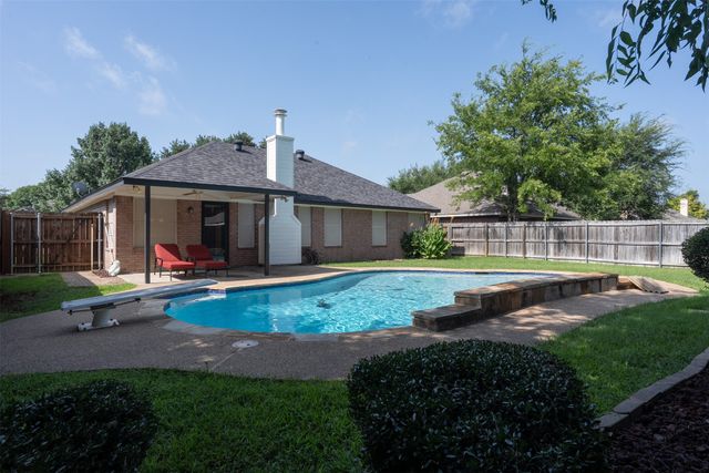 339 Meador Lane, Burleson, TX 76028