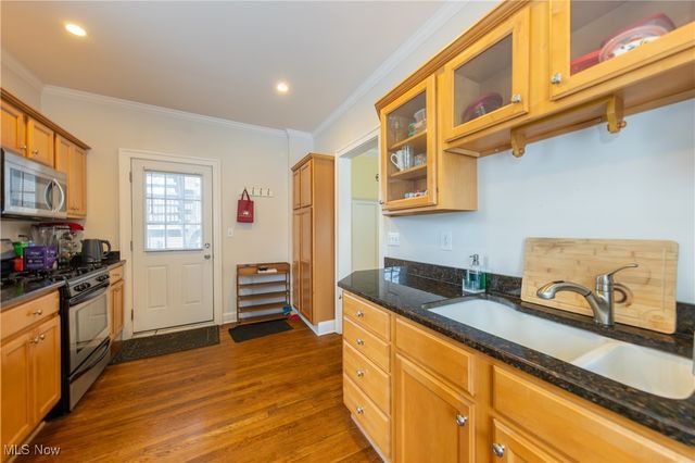 2634 Mayfield Road 1, Cleveland Heights, OH 44106