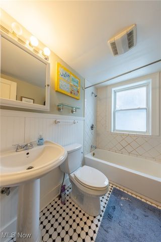 2634 Mayfield Road 1, Cleveland Heights, OH 44106