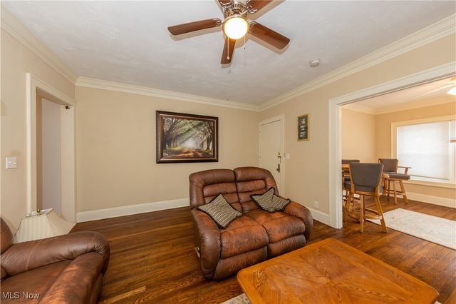 2634 Mayfield Road 1, Cleveland Heights, OH 44106