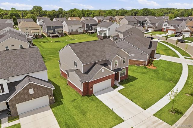 20633 Gidran Drive, Lyon Charter Township, MI 48178