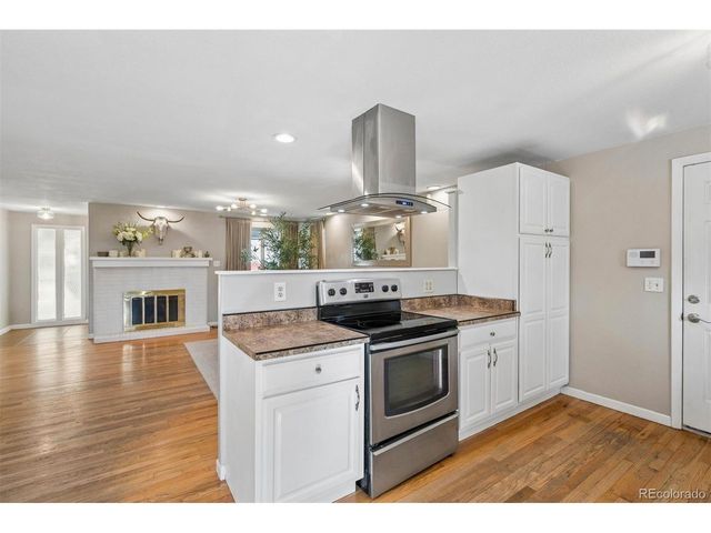 2900 S Jay St, Denver, CO 80227