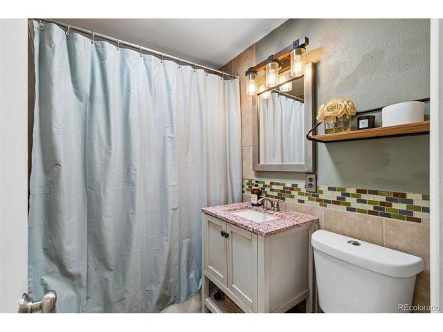 2900 S Jay St, Denver, CO 80227