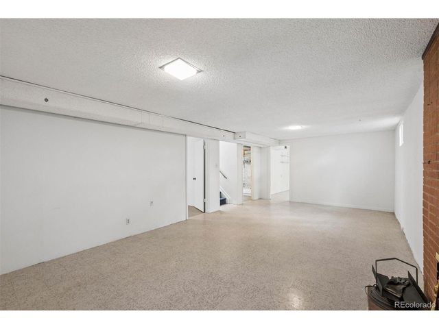 2900 S Jay St, Denver, CO 80227