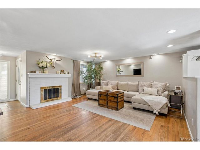 2900 S Jay St, Denver, CO 80227