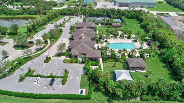 8787 Grand Prix Lane, Boynton Beach, FL 33472