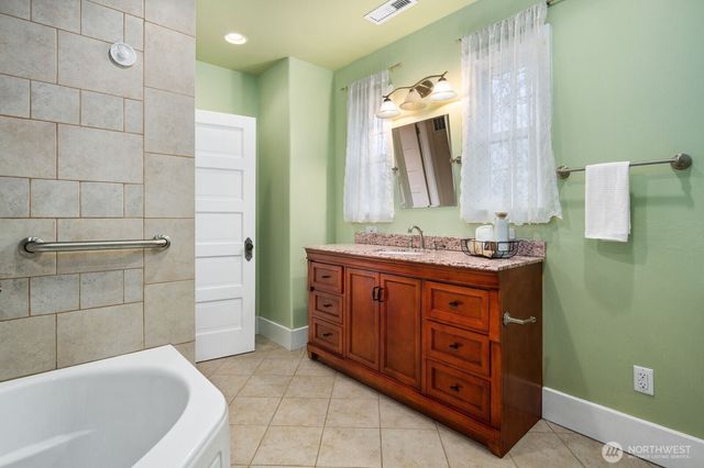 1116 Isaacs Avenue, Walla Walla, WA 99362