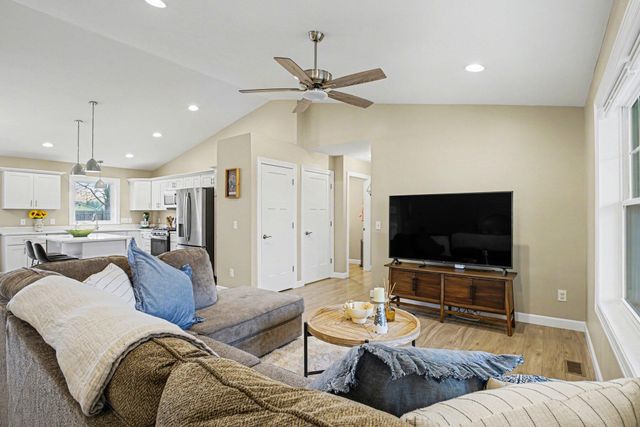 2416 Elizabeth Street, Niles Twp, MI 49120